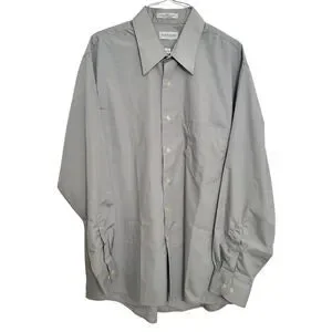 Van Heusen Men's Stretch Dress Shirt - Fitted Lux Sateen, Spread Collar